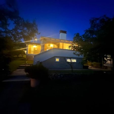 Vacation Family House On The Beach Stara Novalja Buitenkant foto