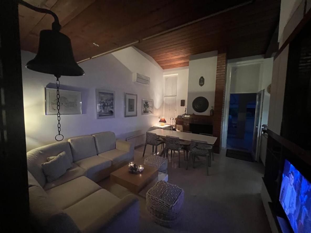 Vacation Family House On The Beach Stara Novalja Buitenkant foto